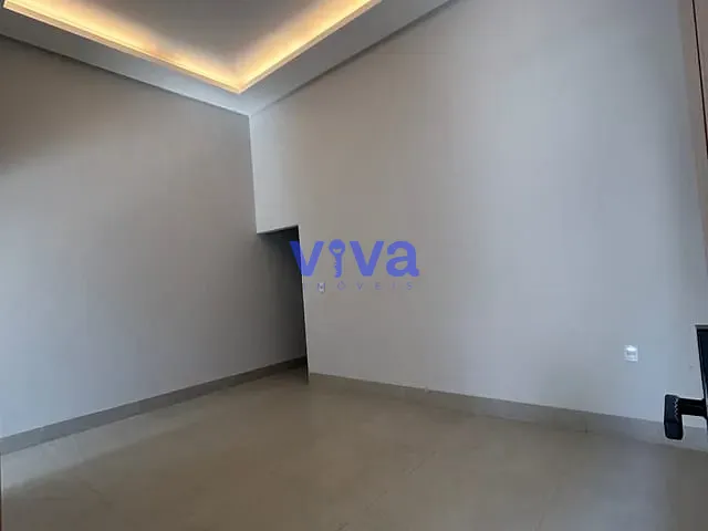 Casa com 200m² 3 quartos e 2 banheiros, à venda, no bairro Mansões Paraíso em Aparecida de Goiânia
