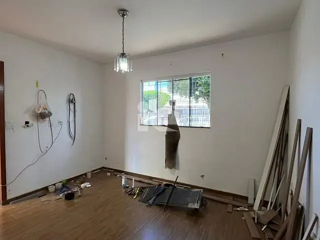Casa com 180m² 3 quartos e 2 banheiros, à venda, no bairro Horácio Cabral em Rolândia