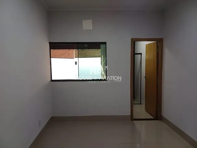 Casa com 180m² 3 quartos e 2 banheiros, à venda, no bairro Jardim Presidente em Goiânia