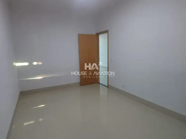 Casa com 180m² 3 quartos e 2 banheiros, à venda, no bairro Jardim Presidente em Goiânia