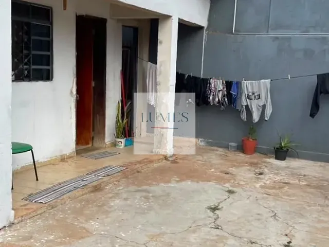 Casa 3 quartos e 2 banheiros, à venda, no bairro Vila Molon em Americana