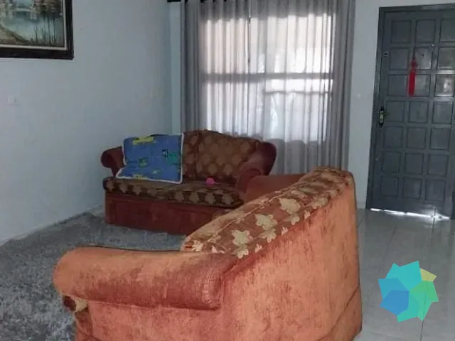 Casa com 235m² 3 quartos e 2 banheiros, à venda, no bairro Centro em Salto