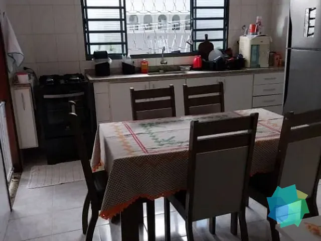 Casa com 235m² 3 quartos e 2 banheiros, à venda, no bairro Centro em Salto
