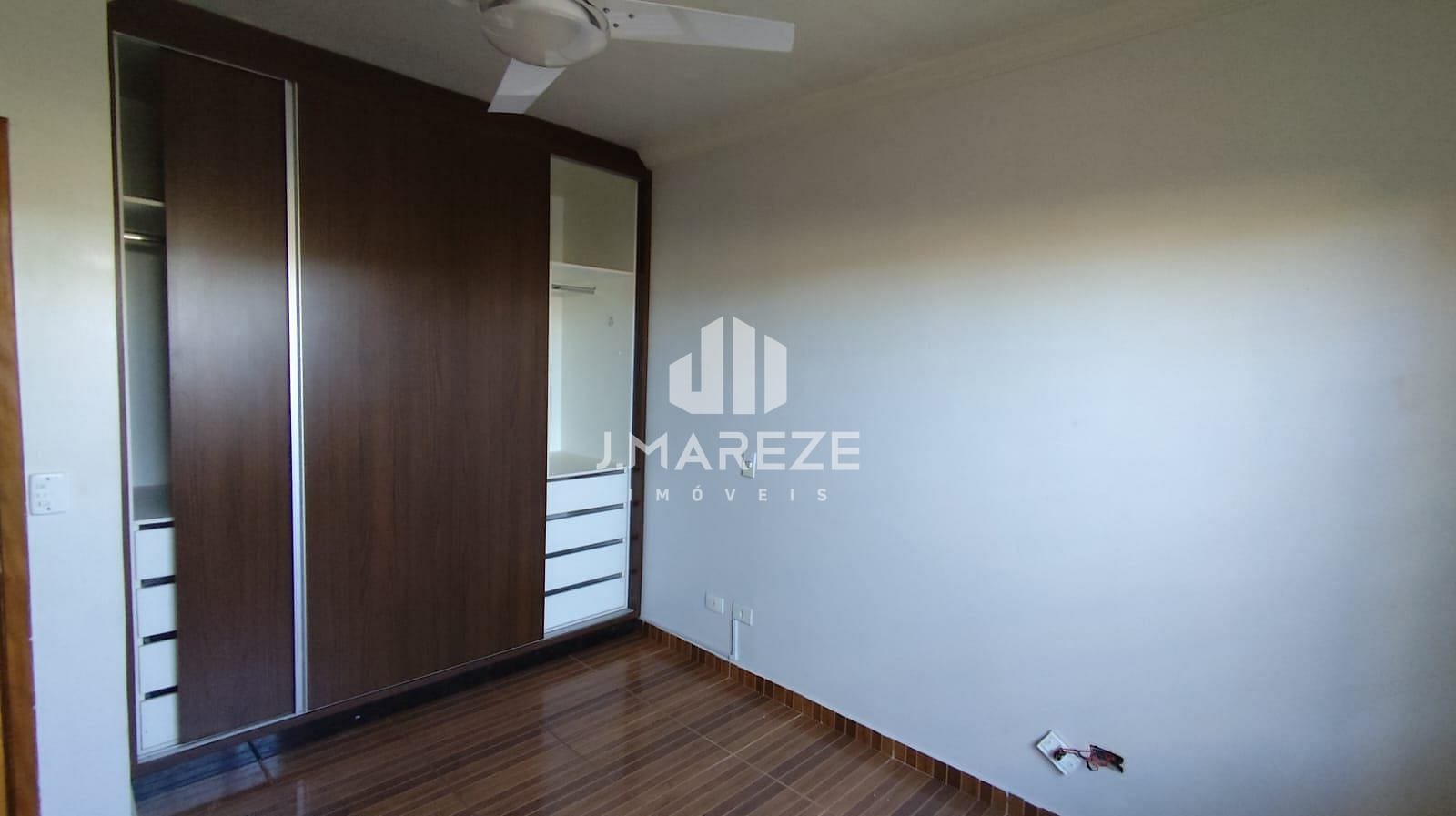 Casa à venda com 2 quartos, 95m² - Foto 10