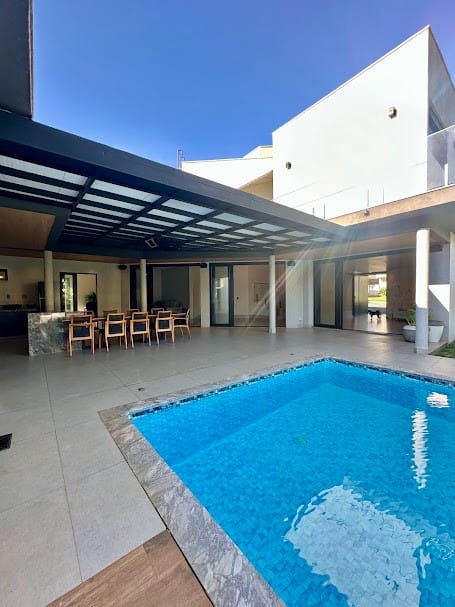 Casa Térrea à venda com 4 suites no  Portal do Sol 2, Goiânia, GO