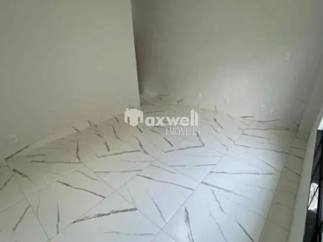 Casa com 190m² 3 quartos e 2 banheiros, à venda, no bairro Jardim Florença em Aparecida de Goiânia