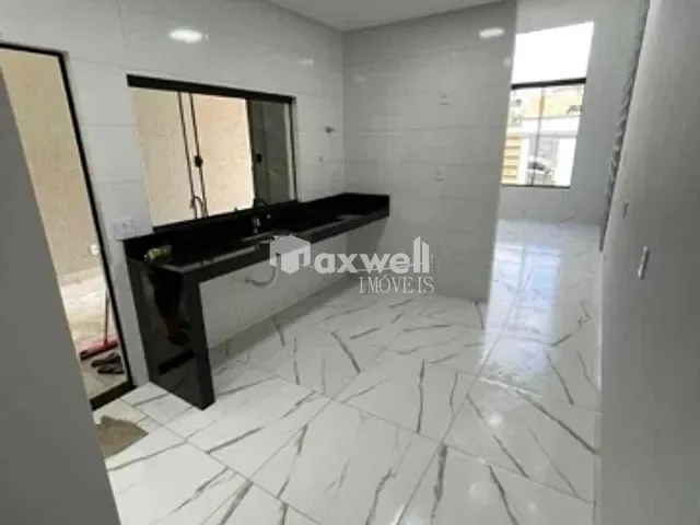 Casa com 190m² 3 quartos e 2 banheiros, à venda, no bairro Jardim Florença em Aparecida de Goiânia