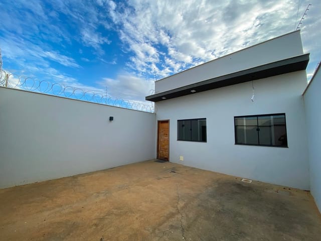 Foto do Casa - Casa para locação, São Francisco, Araçuaí, MG | Rede Max Imoveis
