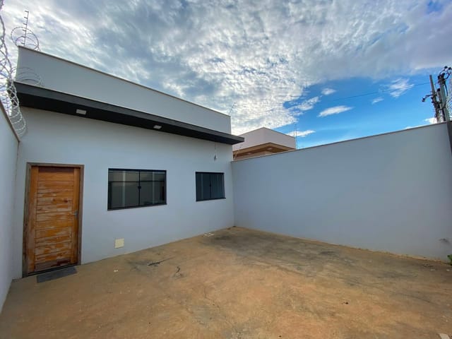 Foto do Casa - Casa para locação, São Francisco, Araçuaí, MG | Rede Max Imoveis
