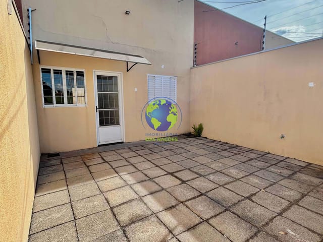Casa 2 quartos e 1 banheiro, para alugar, no bairro Nossa Senhora Aparecida em Cuiabá