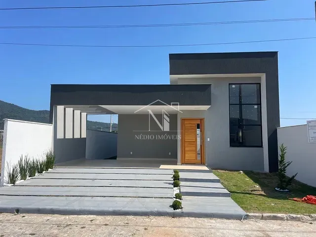 Casa com 240m² 3 quartos e 1 banheiro, à venda, no bairro Ubatiba em Maricá