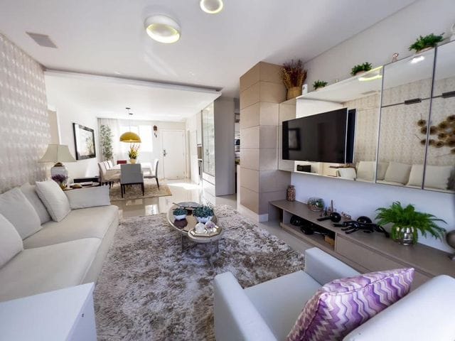 Apartamento com 137m² 4 quartos e 1 banheiro, à venda, no bairro Centro em Balneário Camboriú