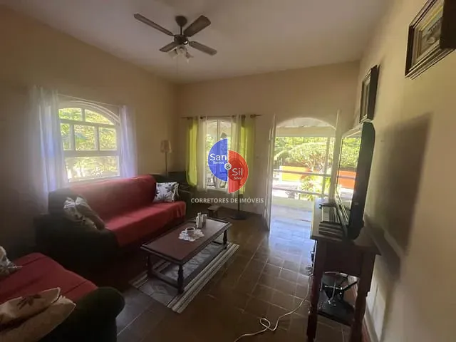 Casa com 500m² 2 quartos e 2 banheiros, à venda, no bairro Caneca Fina em Guapimirim