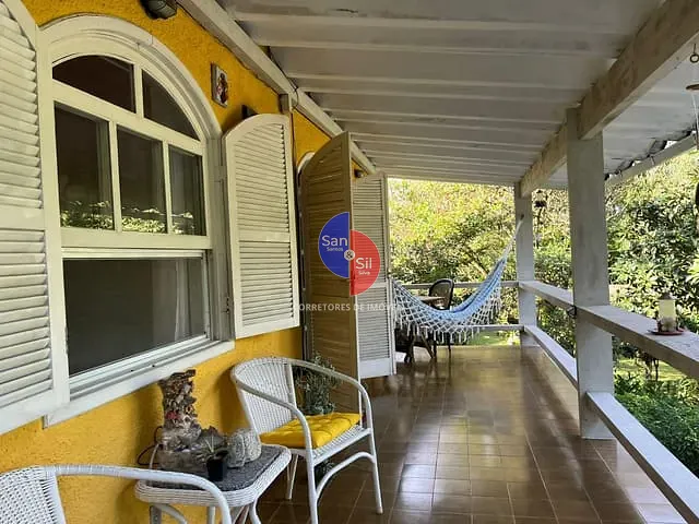Casa com 500m² 2 quartos e 2 banheiros, à venda, no bairro Caneca Fina em Guapimirim
