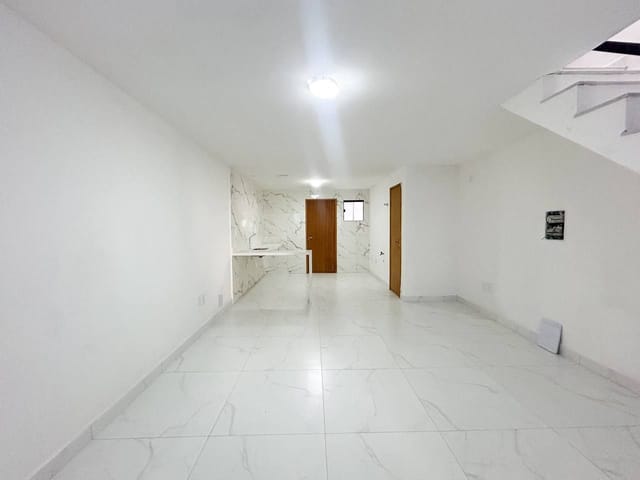 Casa com 95m² 3 quartos e 2 banheiros, à venda, no bairro Novo Horizonte em Macaé