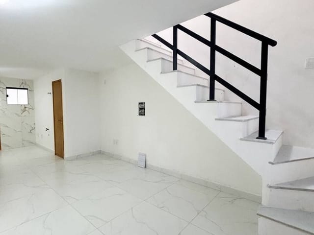 Casa com 95m² 3 quartos e 2 banheiros, à venda, no bairro Novo Horizonte em Macaé