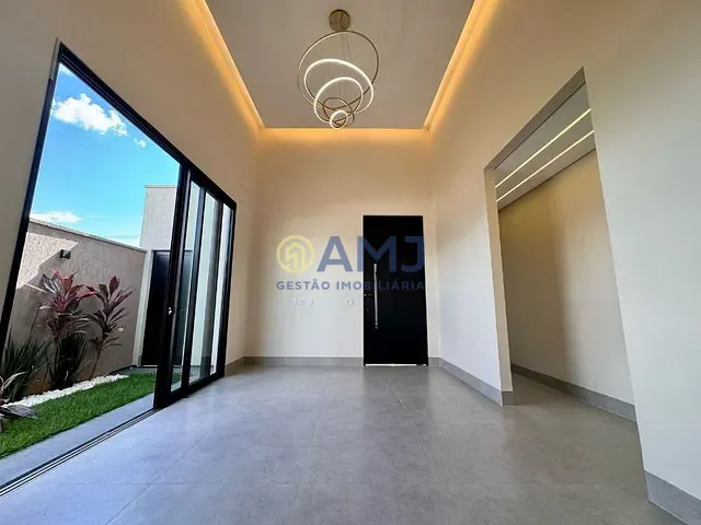 Casa com 360m² 4 quartos e 5 banheiros, à venda, no bairro Terras Alpha 1 em Senador Canedo