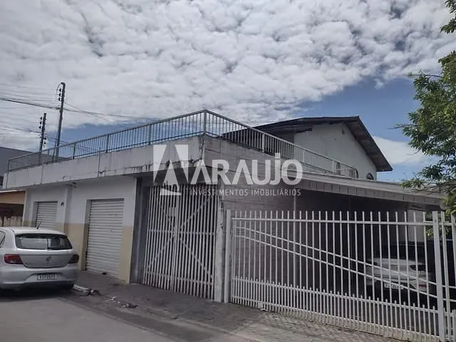Casa com 253m² 5 quartos e 5 banheiros, à venda, no bairro Cordeiros em Itajaí