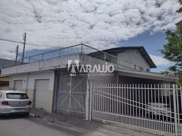 Casa com 253m² 5 quartos e 5 banheiros, à venda, no bairro Cordeiros em Itajaí