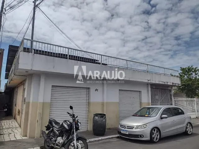 Casa com 253m² 5 quartos e 5 banheiros, à venda, no bairro Cordeiros em Itajaí