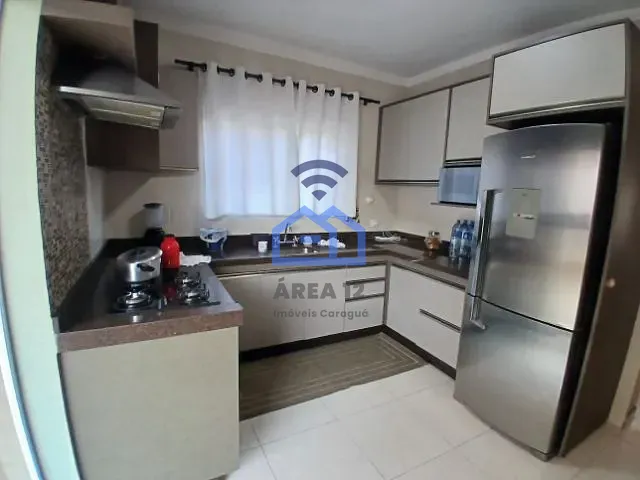 Casa com 353m² 3 quartos e 3 banheiros, à venda, no bairro Indaiá em Caraguatatuba