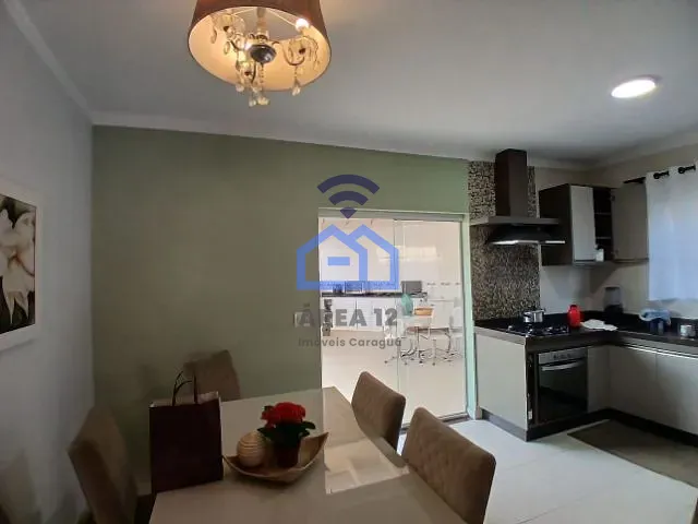Casa com 353m² 3 quartos e 3 banheiros, à venda, no bairro Indaiá em Caraguatatuba