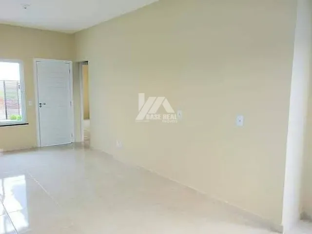 Casa com 150m² 2 quartos e 1 banheiro, à venda, no bairro Cara Cará em Ponta Grossa