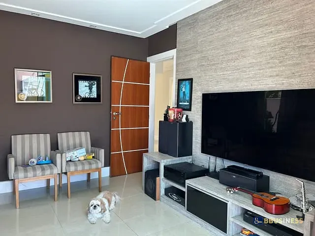 Casa com 450m² 3 quartos e 4 banheiros, à venda, no bairro Parque Santo Amaro em Campos dos Goytacazes