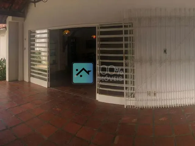 Casa com 360m² 5 quartos e 3 banheiros, à venda, no bairro Sumaré em Sumaré