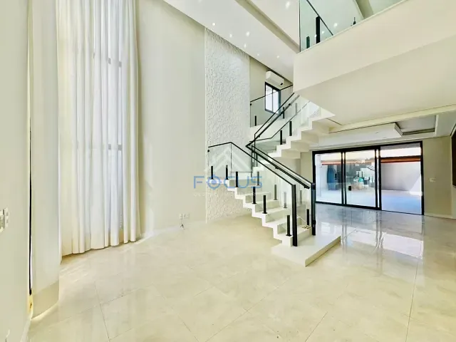 Casa com 300m² 3 quartos e 3 banheiros, à venda, no bairro São Venâncio em Itupeva