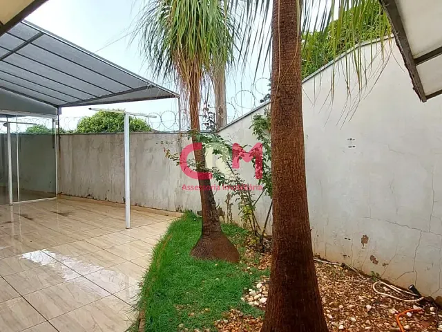 Casa 3 quartos e 2 banheiros, à venda, no bairro Jardim Contendas em Taquaritinga