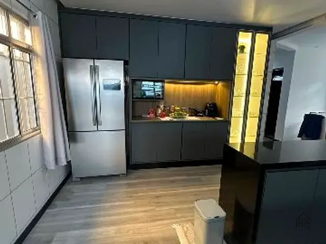 Casa com 250m² 3 quartos e 4 banheiros, à venda, no bairro Jardim Nova Coimbra em Cotia