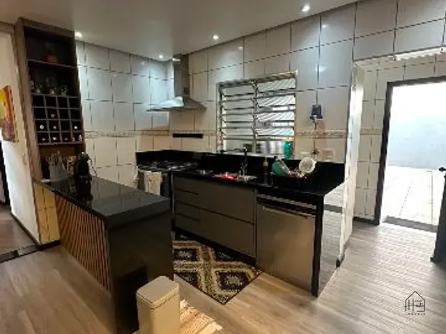 Casa com 250m² 3 quartos e 4 banheiros, à venda, no bairro Jardim Nova Coimbra em Cotia