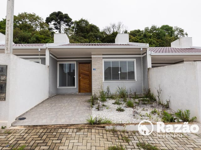Casa 3 quartos e 1 banheiro, para alugar, no bairro Gralha Azul em Fazenda Rio Grande