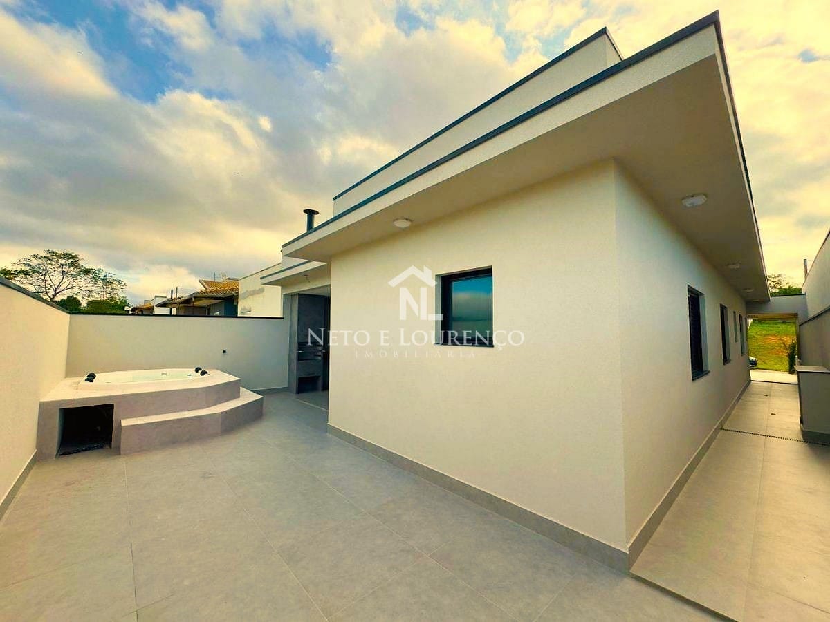 Casa, 3 quartos, 250 m² - Foto 1