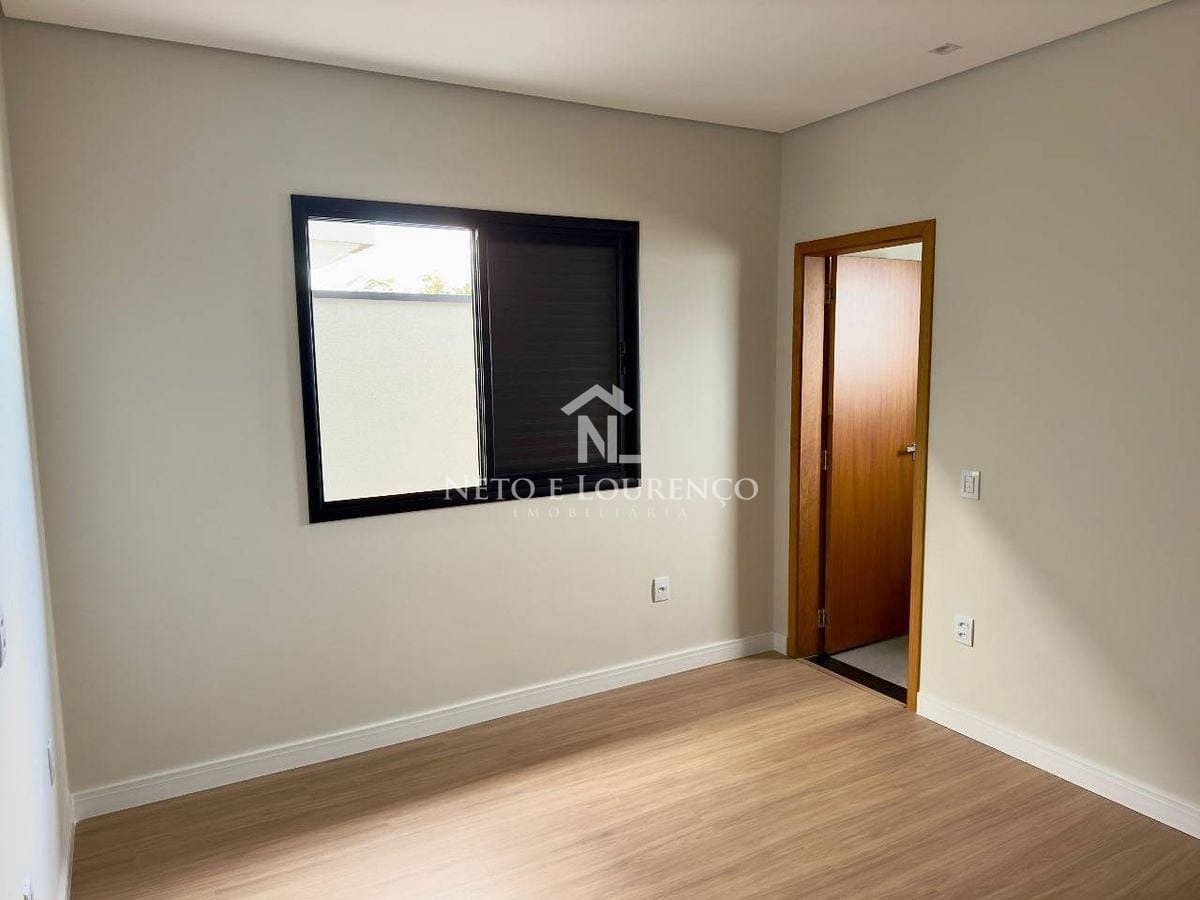 Casa, 3 quartos, 250 m² - Foto 13