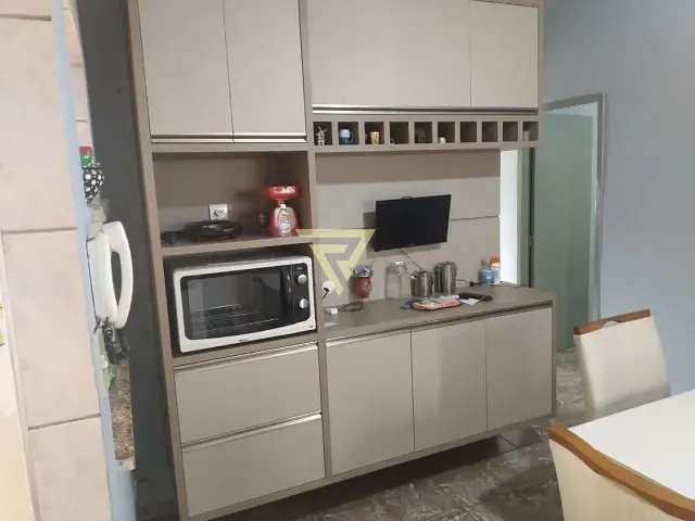 Casa com 206m² 3 quartos e 2 banheiros, para alugar, no bairro Jardim José Sampaio Júnior em Ribeirão Preto