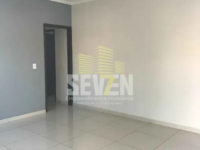 Casa com 179m² 3 quartos e 2 banheiros, para alugar, no bairro Jardim Silvestri II em Bauru