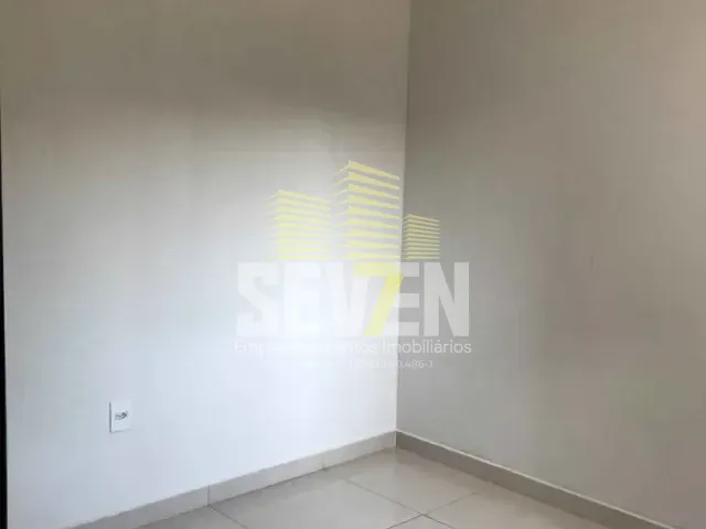 Casa com 179m² 3 quartos e 2 banheiros, para alugar, no bairro Jardim Silvestri II em Bauru