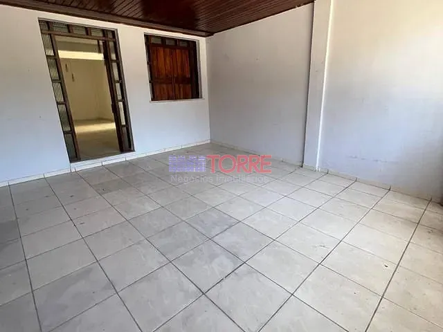 Casa 3 quartos e 2 banheiros, à venda, no bairro Pontal em Ilhéus