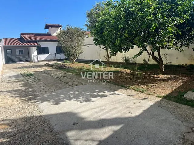 Casa 3 quartos e 4 banheiros, à venda, no bairro Independência em Taubaté