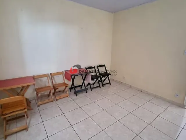 Casa com 350m² 2 quartos e 1 banheiro, à venda, no bairro Osvaldo Cruz em São Caetano do Sul