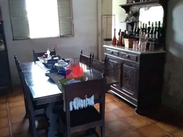Casa com 810m², à venda, no bairro Centro em Cachoeira Paulista
