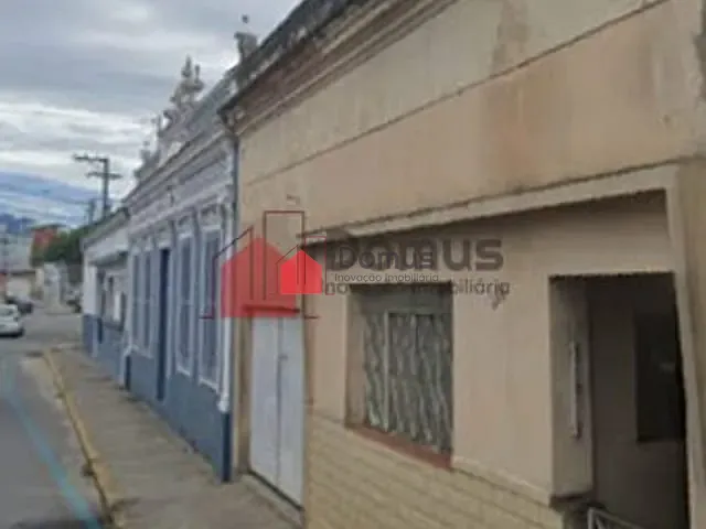 Casa com 810m², à venda, no bairro Centro em Cachoeira Paulista