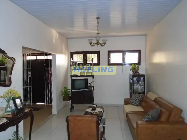 Casa com 175m² 2 quartos e 1 banheiro, à venda, no bairro Centro em Rio Claro