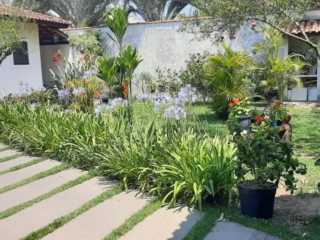 Casa com 1175m² 5 quartos e 3 banheiros, à venda, no bairro Granja Viana em Cotia