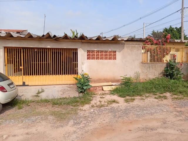 Casa com 200m² 2 quartos e 2 banheiros, à venda, no bairro Santa Clara em Campinas