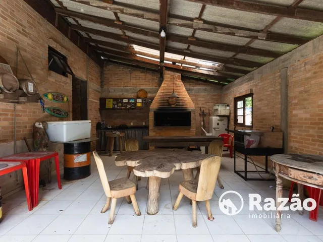Casa 3 quartos e 2 banheiros, para alugar, no bairro Barreirinha em Curitiba