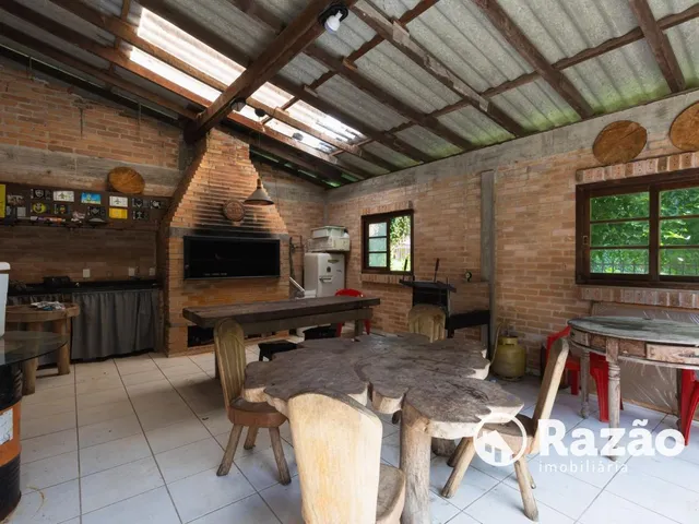 Casa 3 quartos e 2 banheiros, para alugar, no bairro Barreirinha em Curitiba