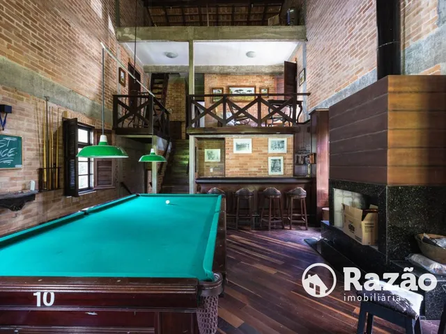 Casa 3 quartos e 2 banheiros, para alugar, no bairro Barreirinha em Curitiba